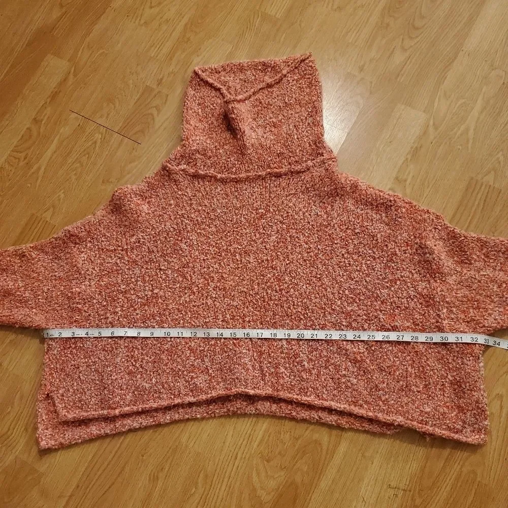 Free People BFF Cowl Neck Sweater sz Medium in Red